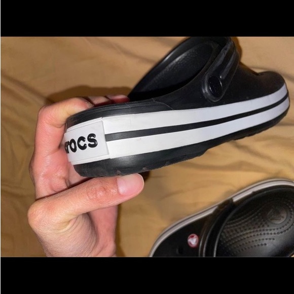 Black and white Baya Striped crocs - Picture 7 of 8